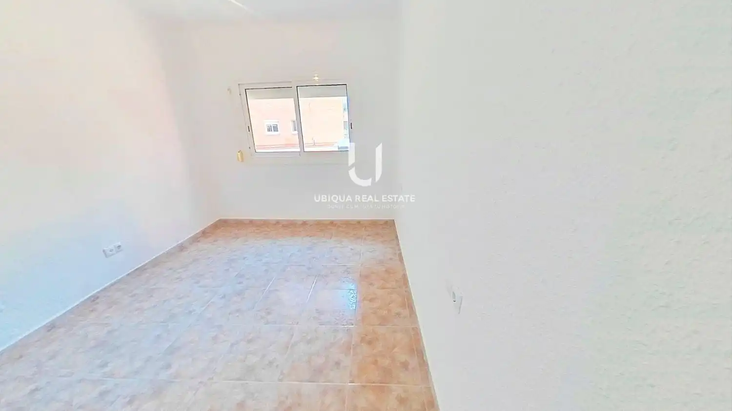 Habitación de Piso en venta en Barcelona con Terraza y Balcón