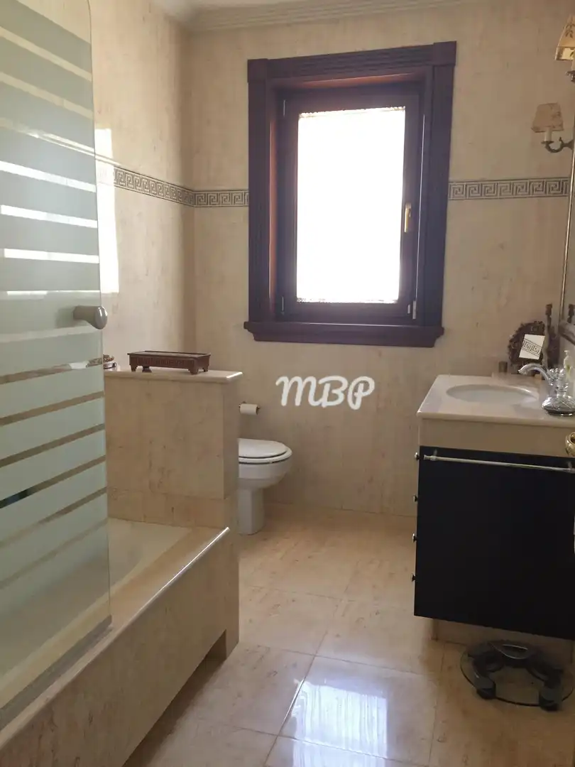 Bany de Casa o xalet en venda en Pontevedra Capital 