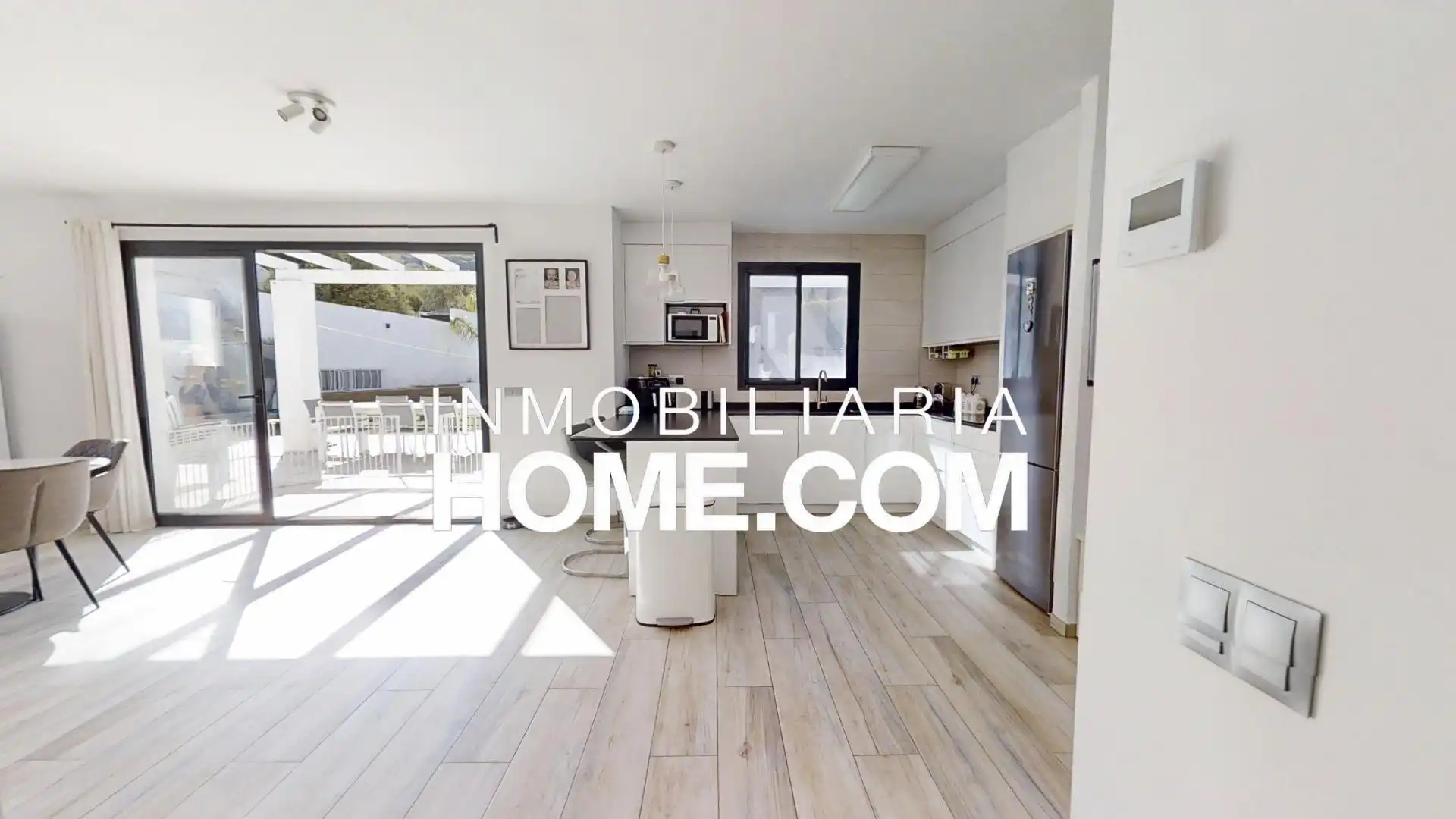 Chalet con piscina en venta en Calle de Benalmádena, imagen 34