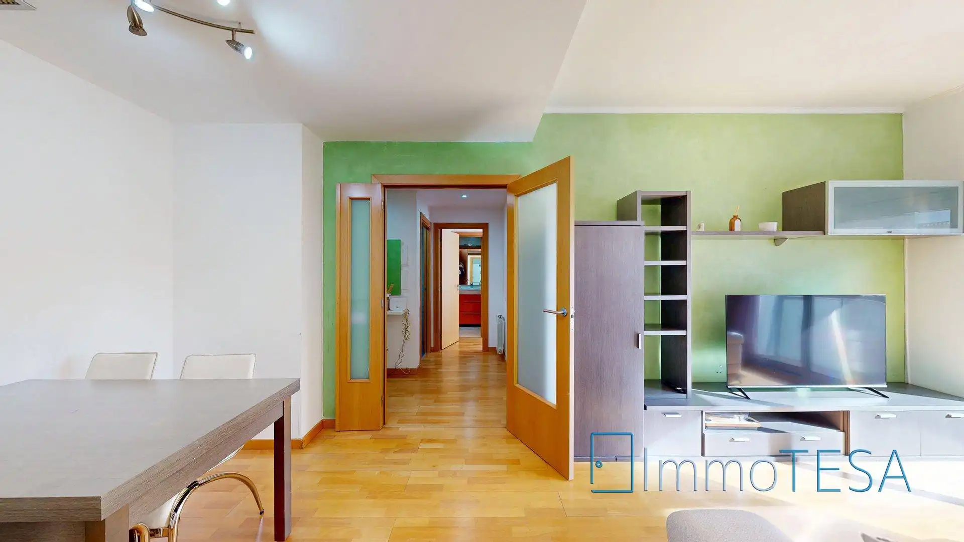 Living room of Flat for sale in Barberà del Vallès  with Air Conditioner, Heating and Parquet flooring
