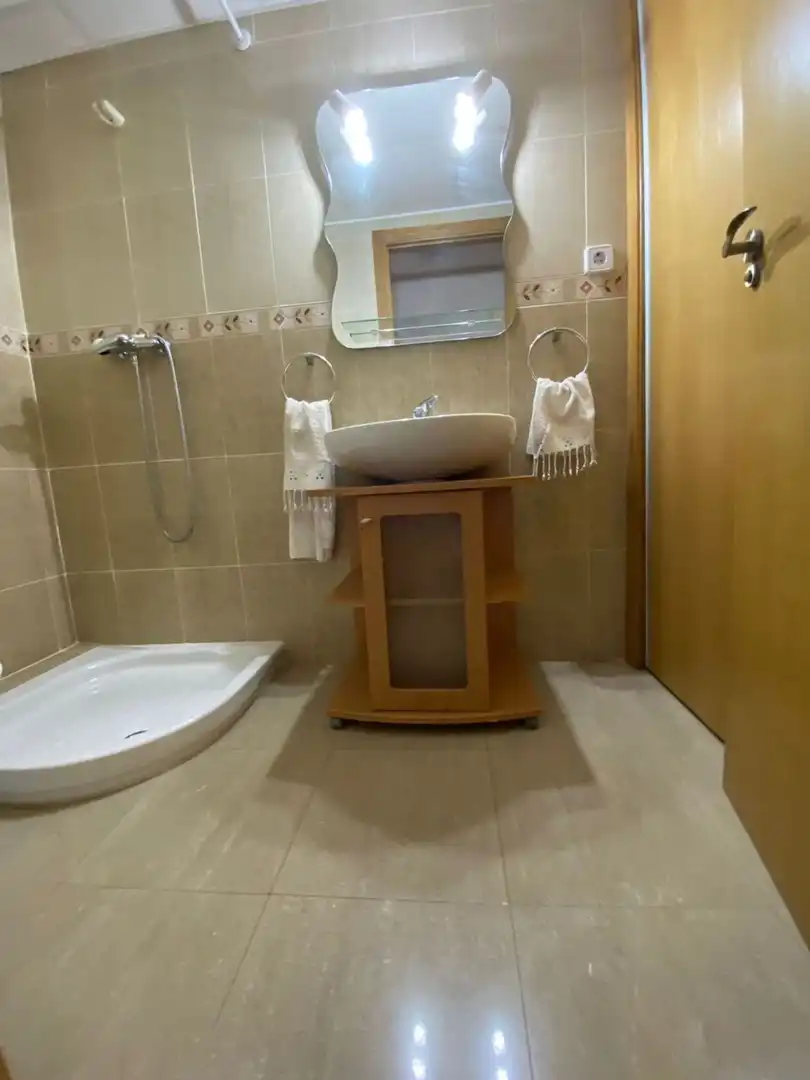 Baño de Piso de alquiler en Murcia con Aire acondicionado y Amueblado