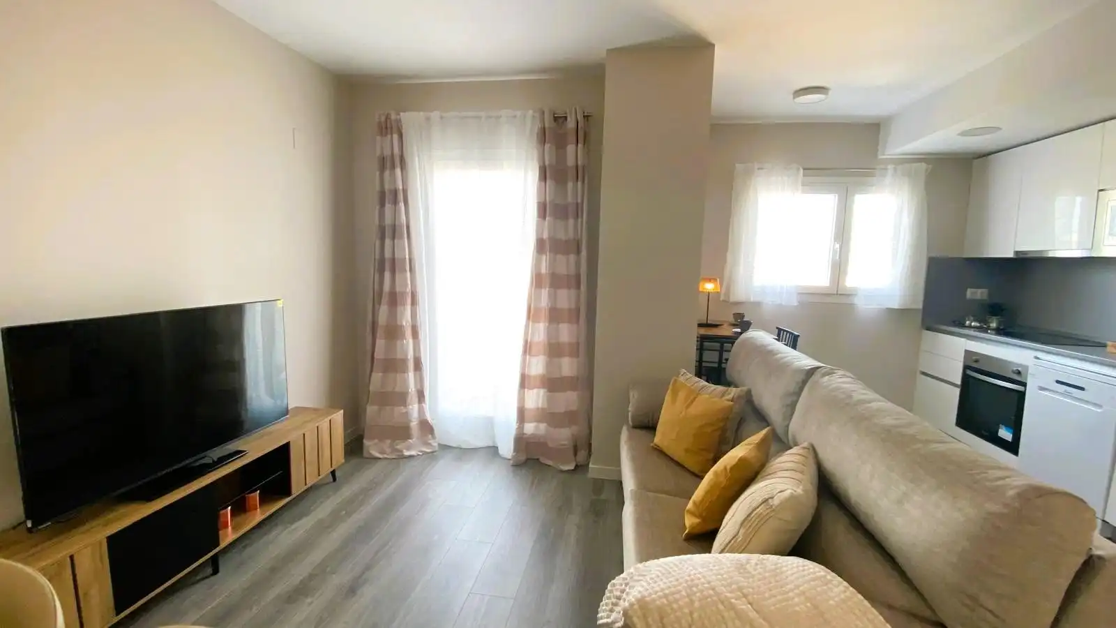 Flat with terrace to rent in JAPON, imagen 20