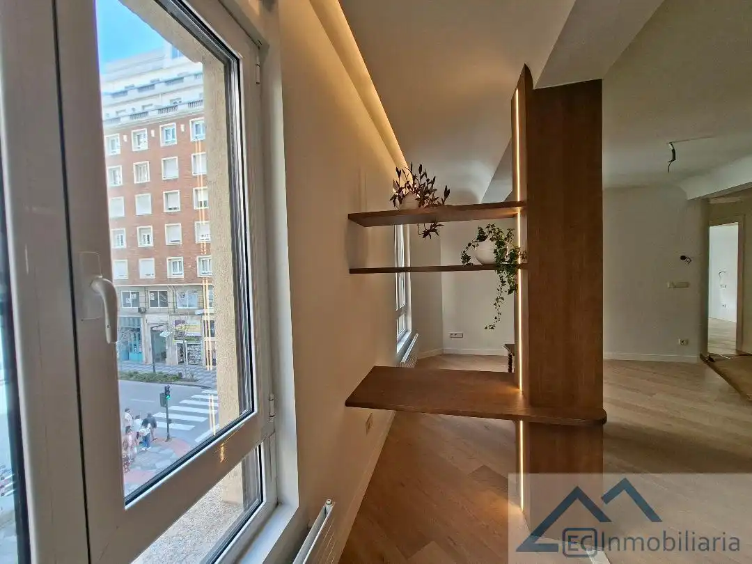 Sala de estar de Piso en venta en Santander con Calefacción y Trastero