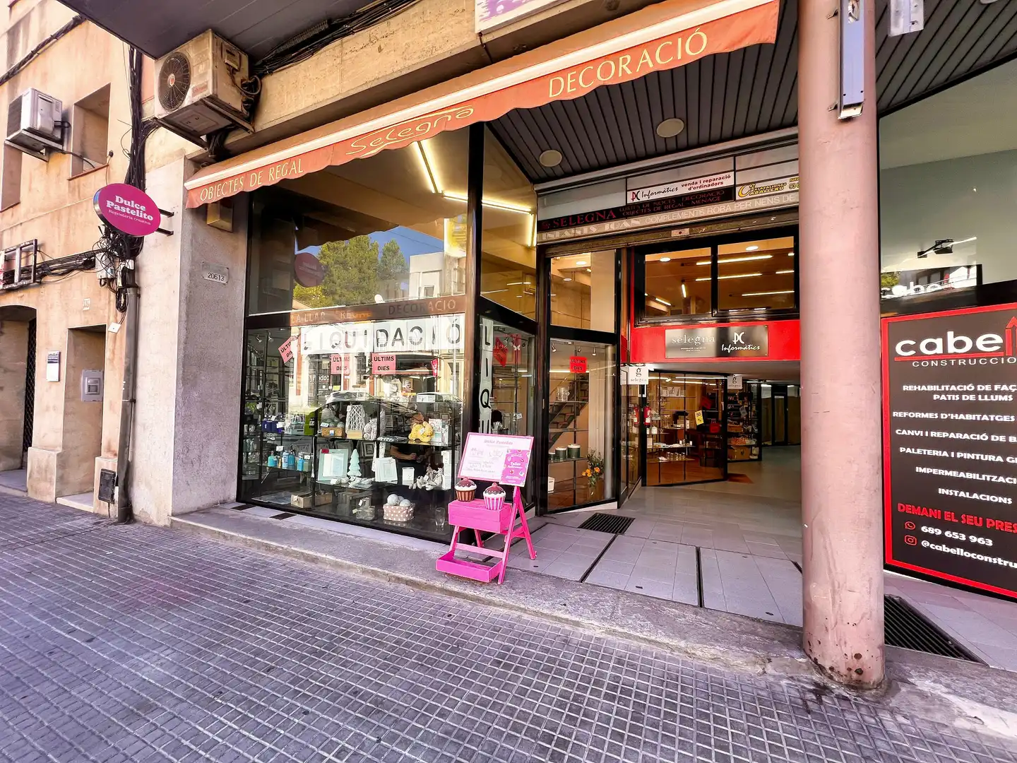 Local de lloguer en Vallirana