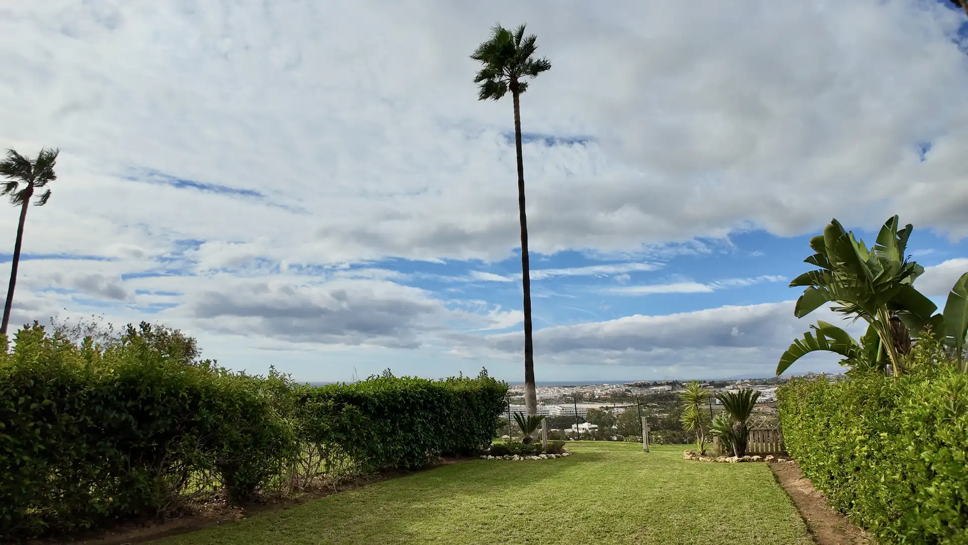 Garden of Flat for rent in Marbella  with Air Conditioner, Heating and Private garden
