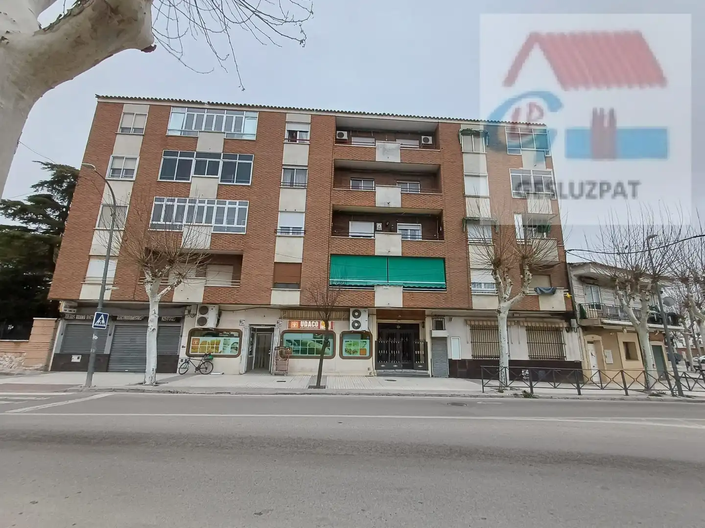 Exterior view of Apartments for sale in Lillo  with Heating and Furnished