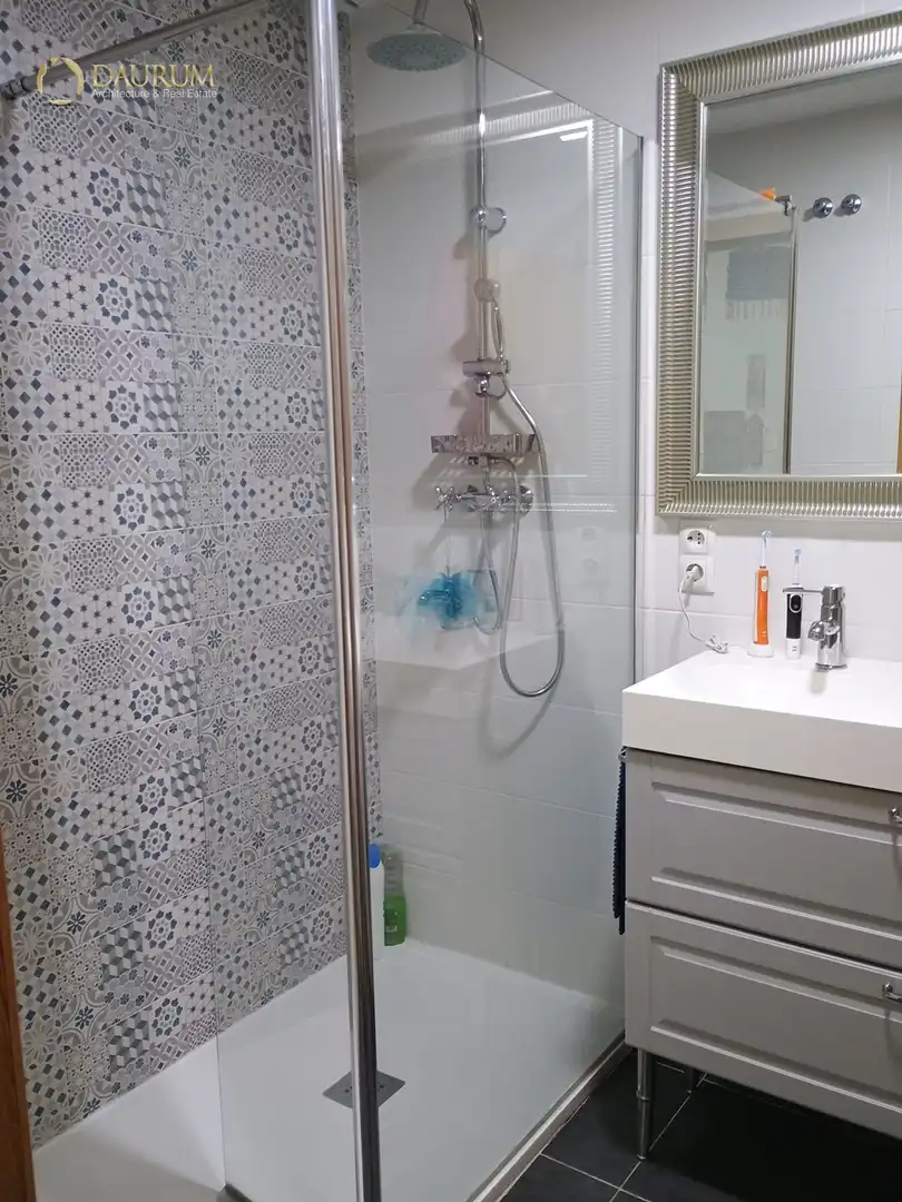 Baño de Piso en venta en Mairena del Aljarafe con Aire acondicionado, Terraza y Trastero