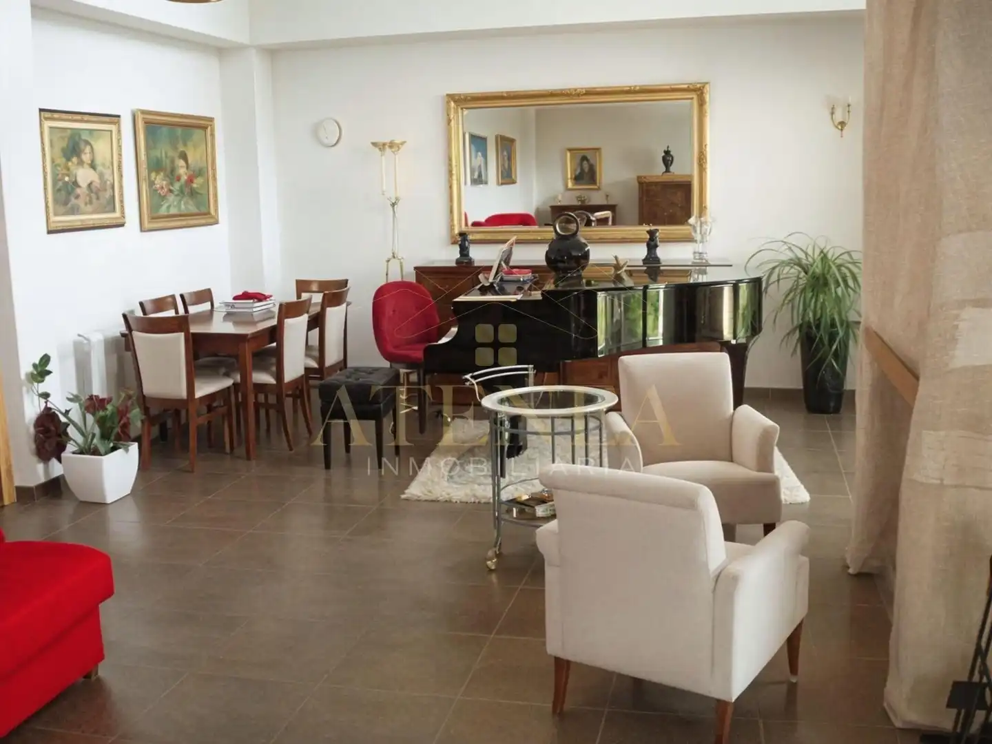 Sala d'estar de Casa adosada en venda en Chinchilla de Monte-Aragón amb Calefacció, Jardí privat i Traster
