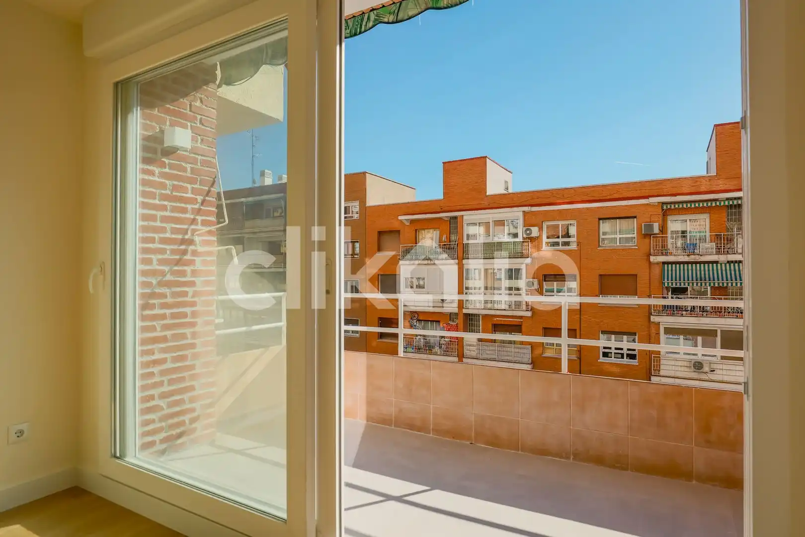 Balcony of Flat for sale in Madrid  with Air Conditioner, Heating and Terrace