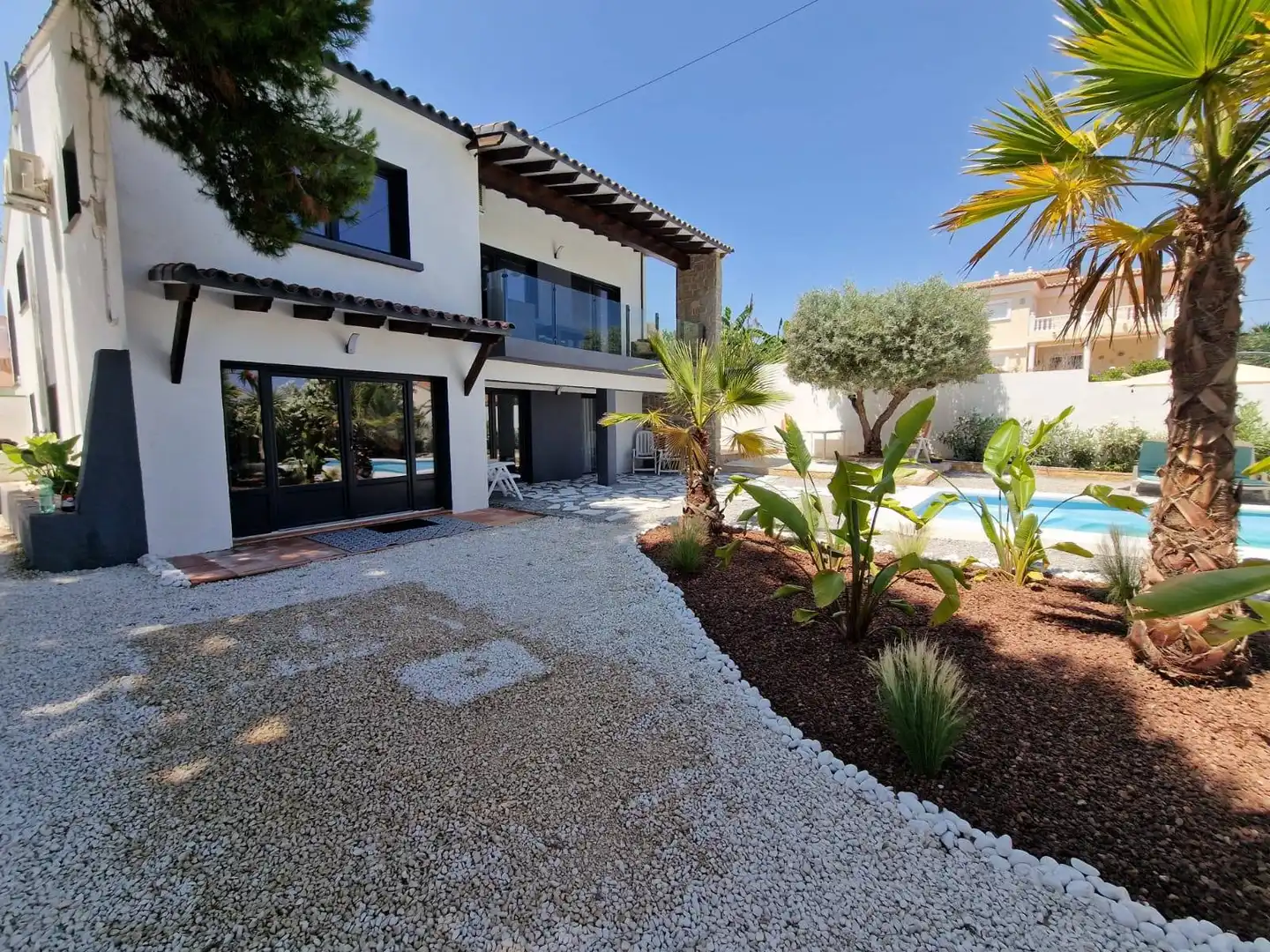 Villa avec piscine à vendre à Urbanización Cometa III
