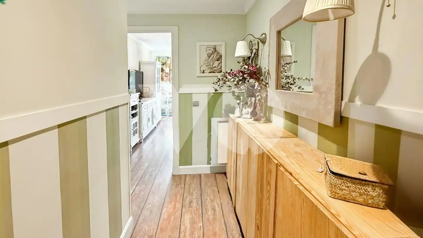 Flat for sale in  Madrid Capital  with Air Conditioner, Heating and Private garden