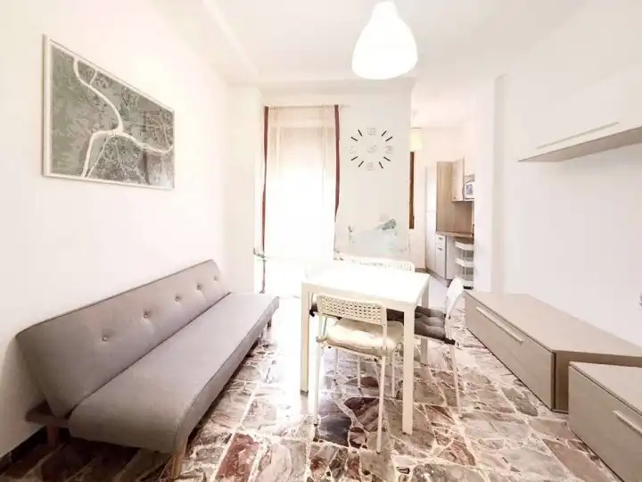 Flat with lift for sale in Ginebra, imagen 2