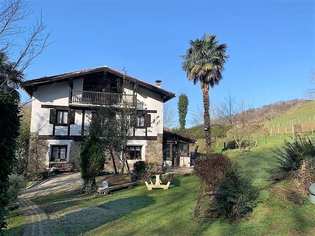 Immobili singolari in vendita a Oiartzun