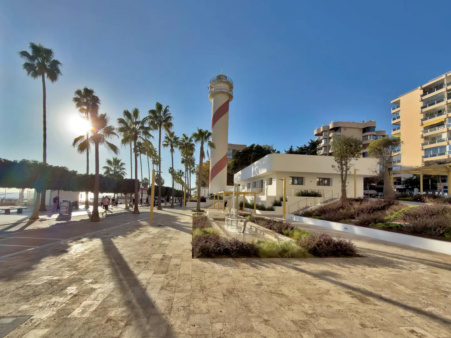 Vista exterior de Apartamento en venta en Marbella con Calefacción, Terraza y Piscina comunitaria