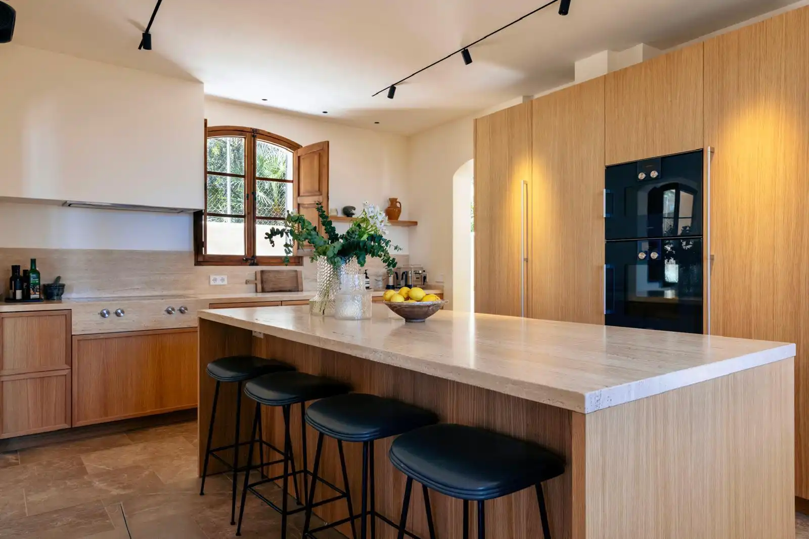 Cuina de Casa o xalet en venda en  Palma de Mallorca amb Aire condicionat, Jardí privat i Terrassa