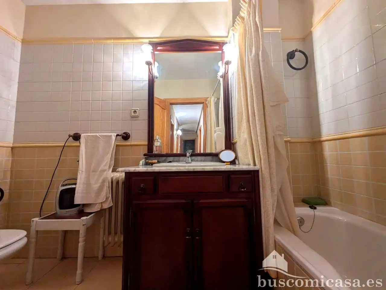 Zimmer in Avenida San Sebastián, Centro ciudad