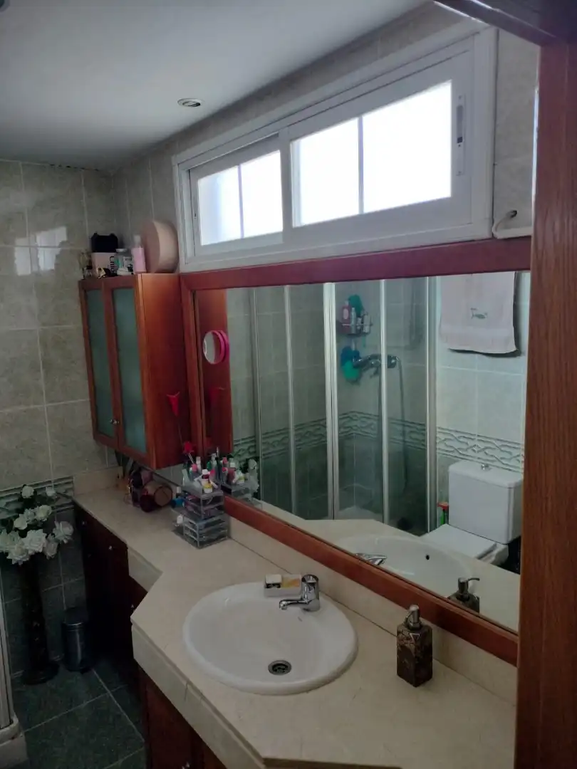 Bany de Casa o xalet en venda en Valdemoro amb Aire condicionat, Calefacció i Jardí privat