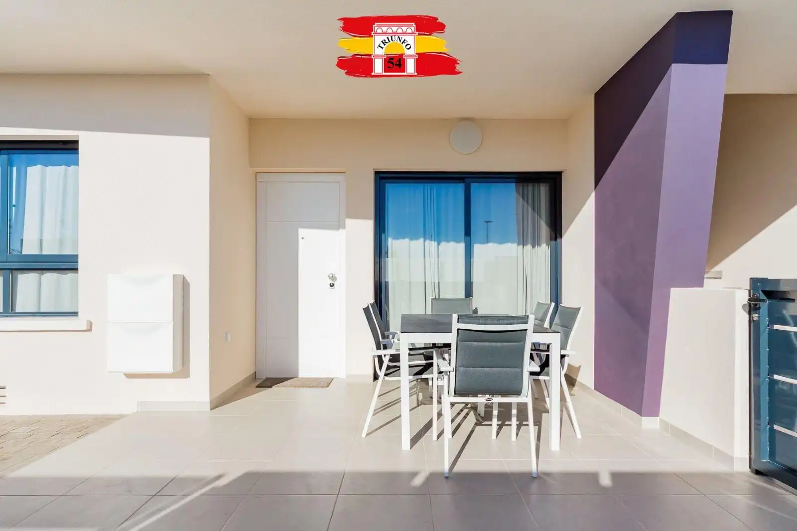 Terrassa de Casa o xalet en venda en Pilar de la Horadada amb Aire condicionat, Moblat i Piscina comunitària
