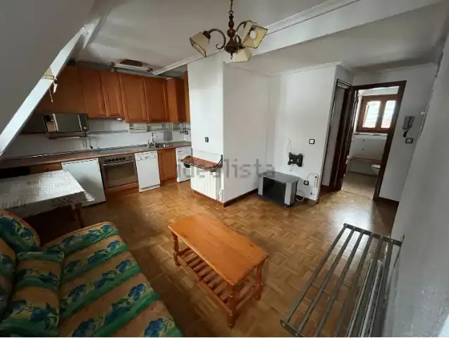 Sala de estar de Ático en venta en Aisa con Calefacción, Parquet y Trastero