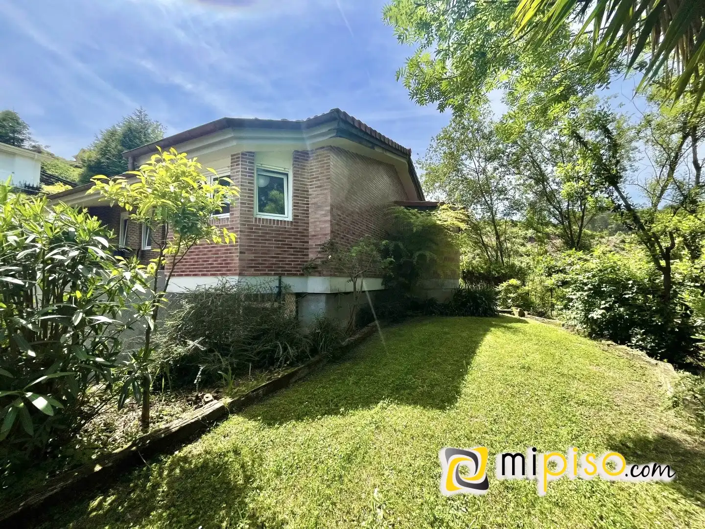 Vista exterior de Casa o chalet en venta en Limpias con Jardín privado