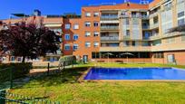 Swimming pool of Duplex for sale in Rubí  with Air Conditioner, Terrace and Balcony