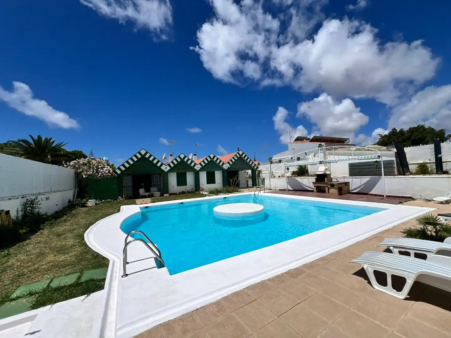 Maison mitoyenne avec piscine à louer à TOUROP KUONI 5, imagen 2