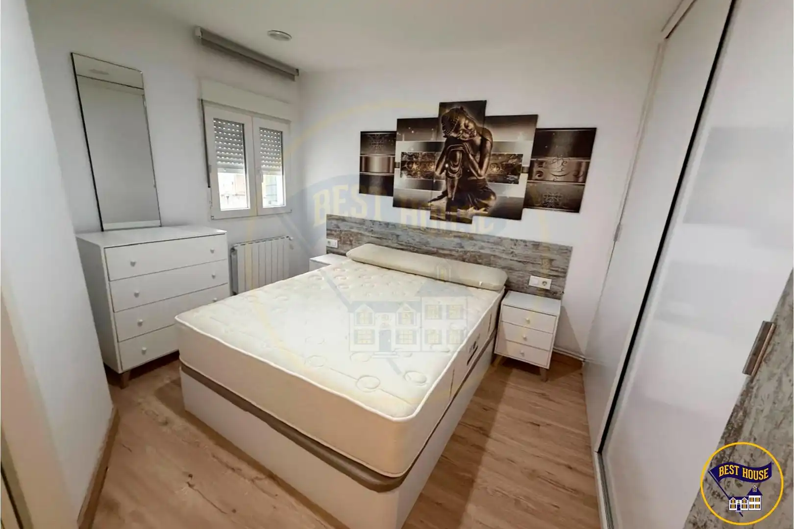 Habitación de Piso en venta en Cuenca con Calefacción, Amueblado y Balcón