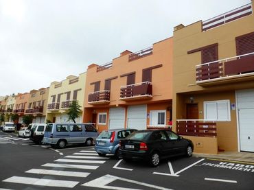 Adossat en venda a Calle AFLIGIDOS LOS 15