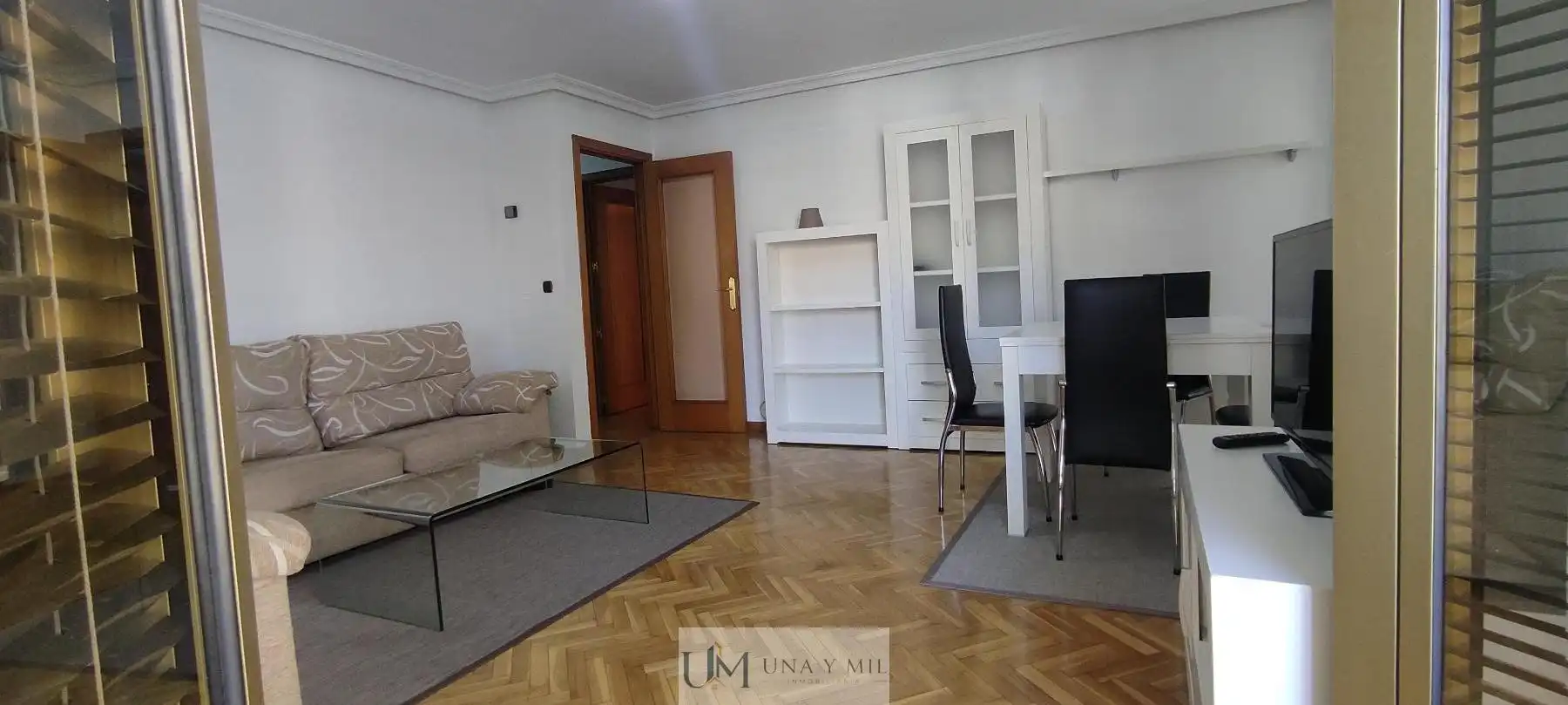 Sala de estar de Piso en venta en Salamanca con Calefacción, Parquet y Terraza