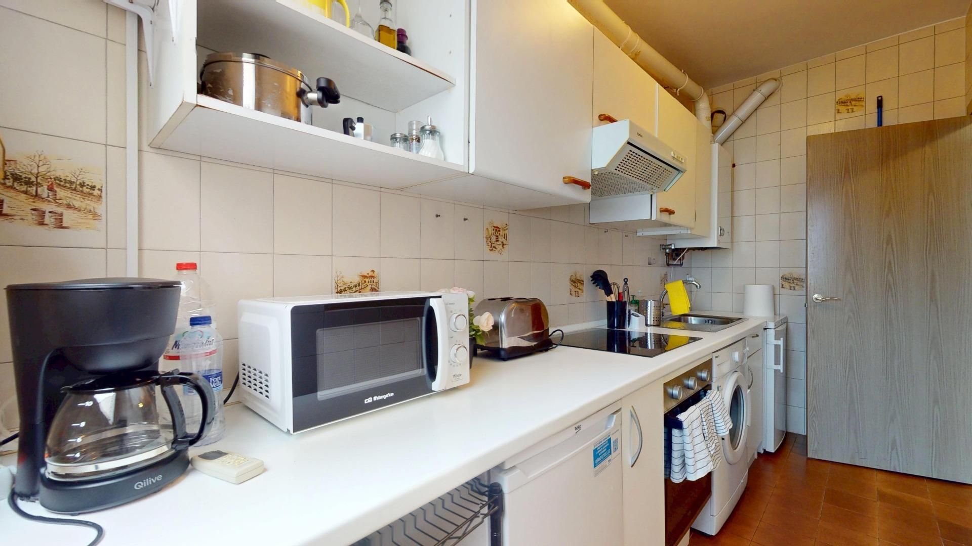 Kitchen of Flat for sale in  Madrid Capital  with Air Conditioner and Heating