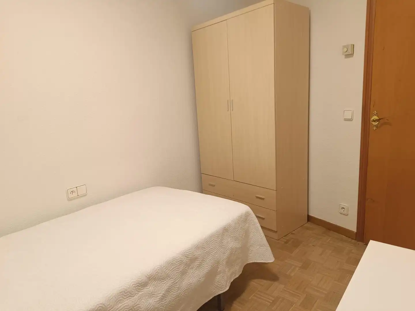 Bedroom of Flat for rent in Elche / Elx  with Parquet flooring and Furnished