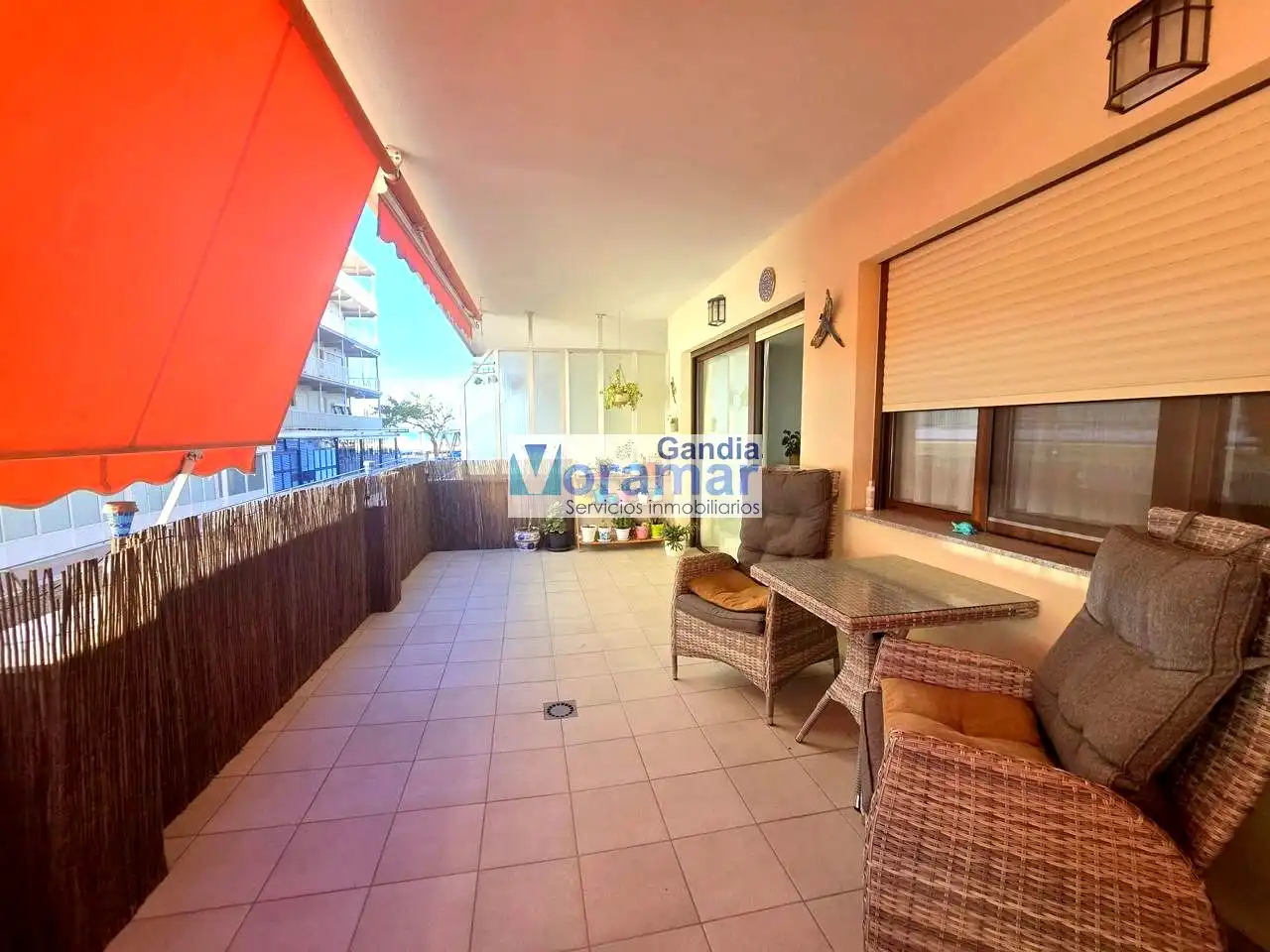 Vista exterior de Apartamento de alquiler en Gandia con Aire acondicionado, Terraza y Amueblado