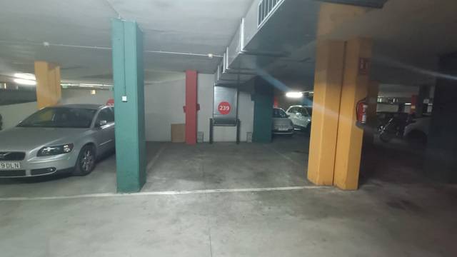 Garaje en Venta en Carrer de Baldrich, 38 en Barri del Centre