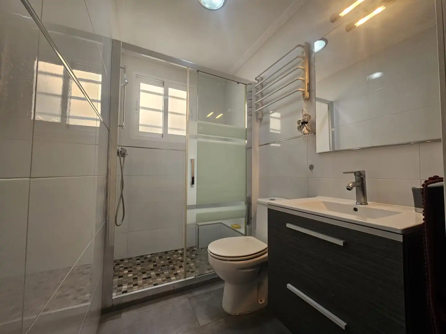 Bathroom of Apartments for rent in Águilas  with Terrace and Community pool