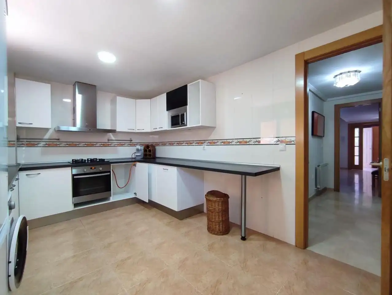 Cocina de Casa adosada en venta en Casas de Juan Núñez con Calefacción, Jardín privado y Terraza