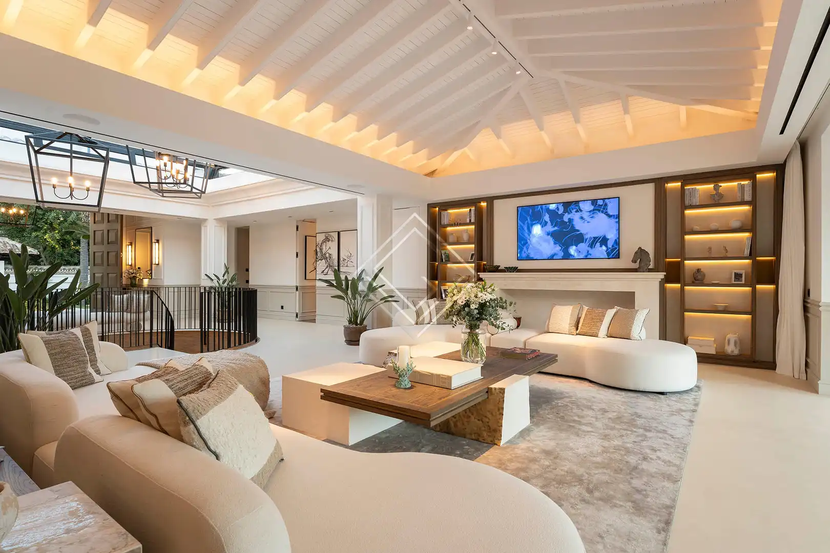 Sala de estar de Casa o chalet en venta en Marbella con Aire acondicionado, Jardín privado y Terraza