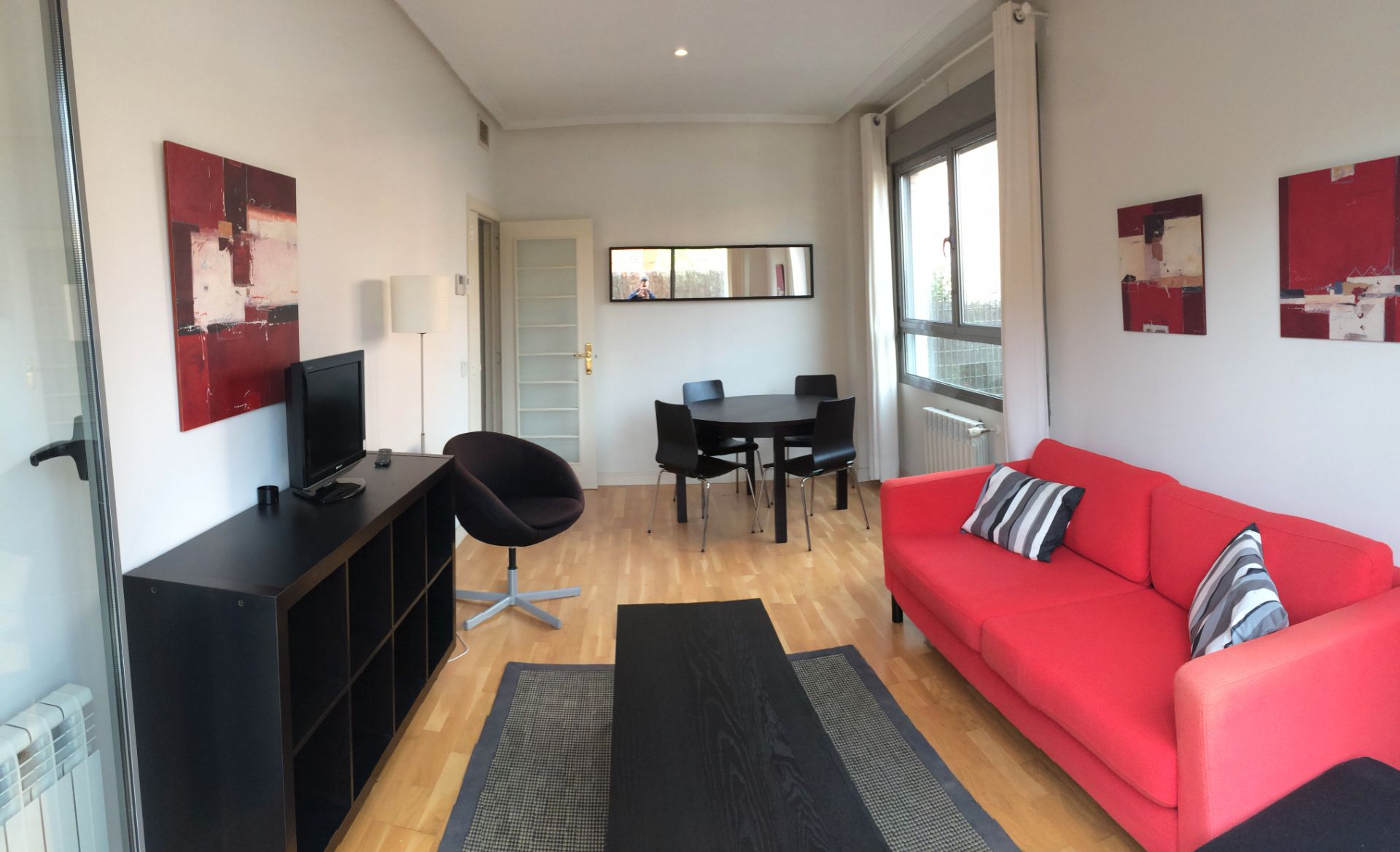 Sala d'estar de Pis de lloguer en  Madrid Capital amb Aire condicionat, Calefacció i Jardí privat