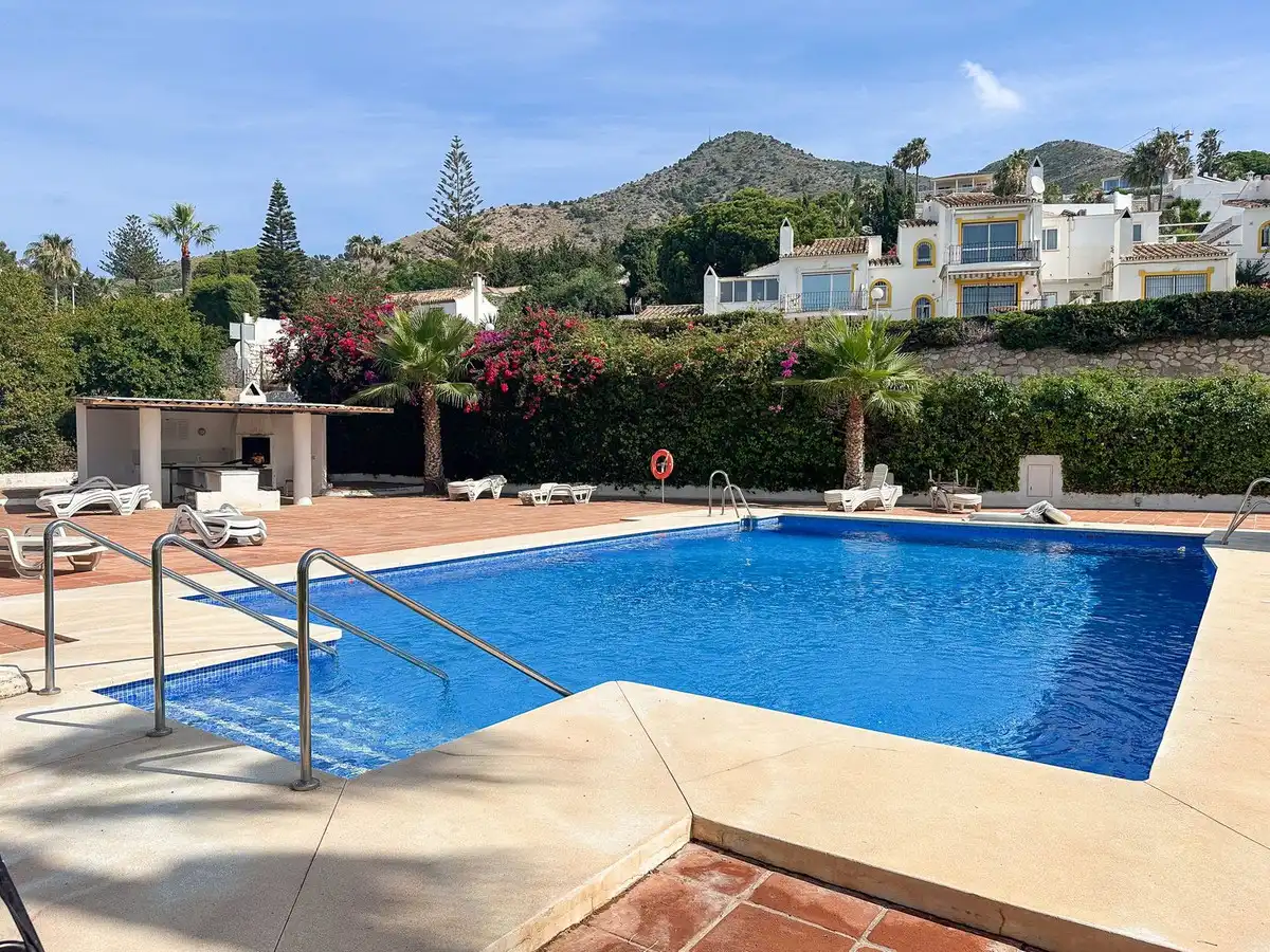 Piscina de Planta baixa en venda en Benalmádena amb Aire condicionat, Calefacció i Terrassa