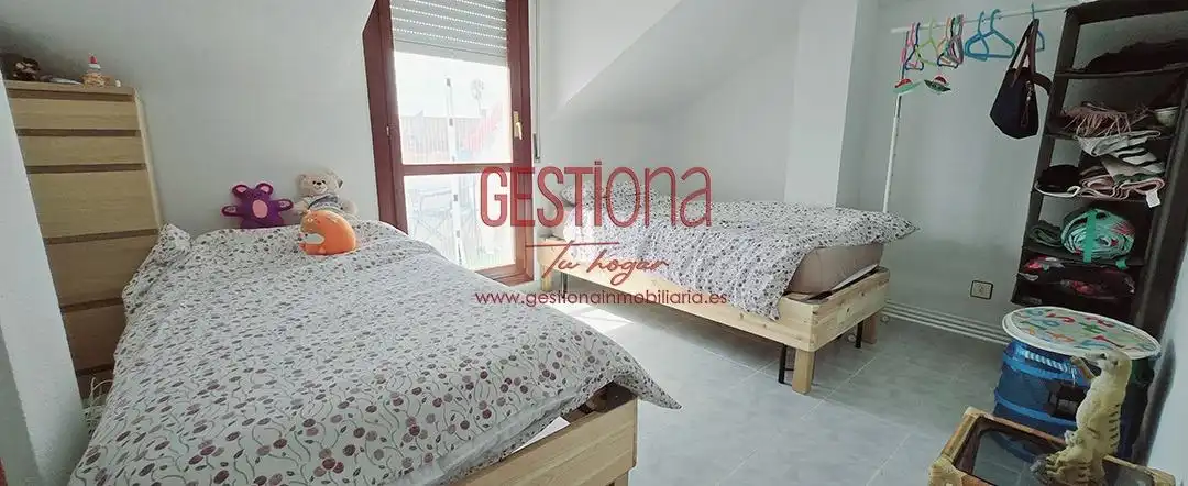 Habitación de Ático en venta en Noja con Terraza, Balcón y Piscina comunitaria
