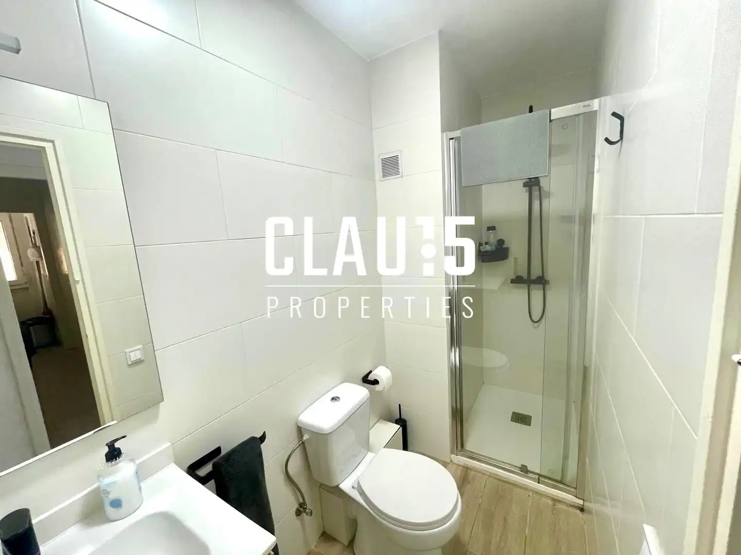 Bathroom of Flat for sale in Canet de Mar  with Heating, Balcony and Alarm