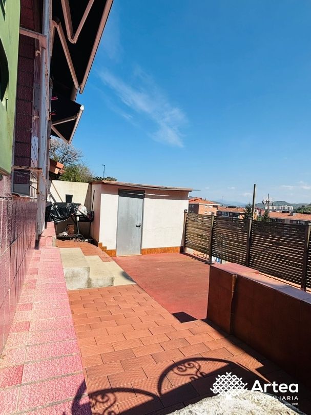 Flat for sale in Uretamendi
