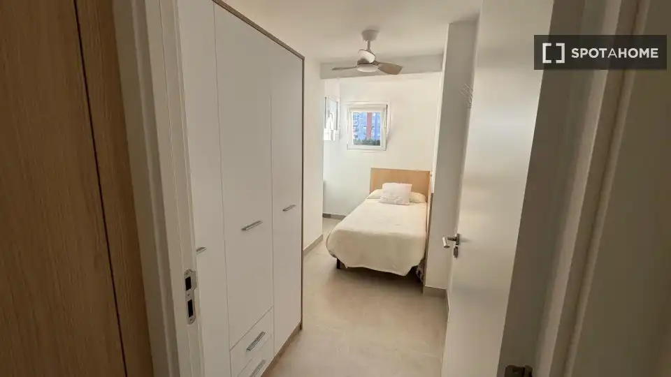 Appartamento con terrazza in affitto a Algirós, imagen 12
