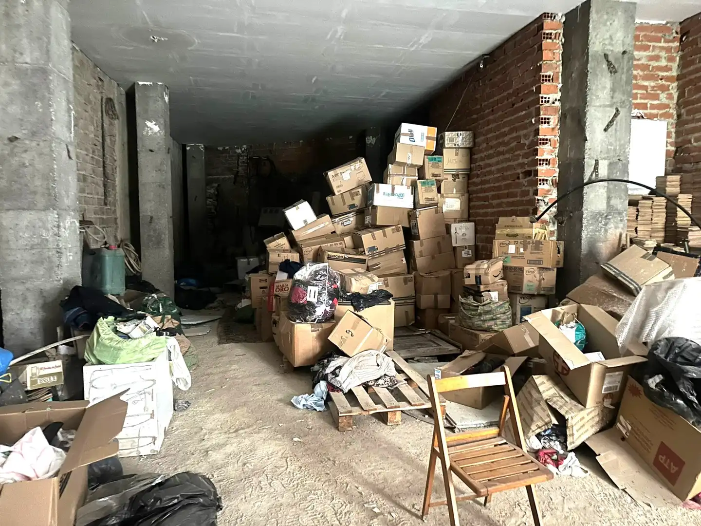 Business premises for sale in Calle Ampurdán, imagen 4