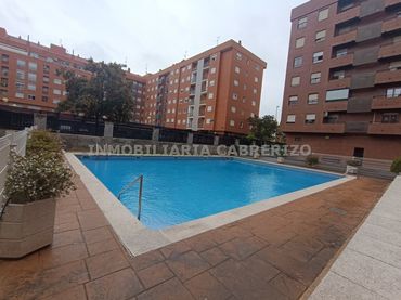 Wohnung mit Pool zum Verkauf in Oeste