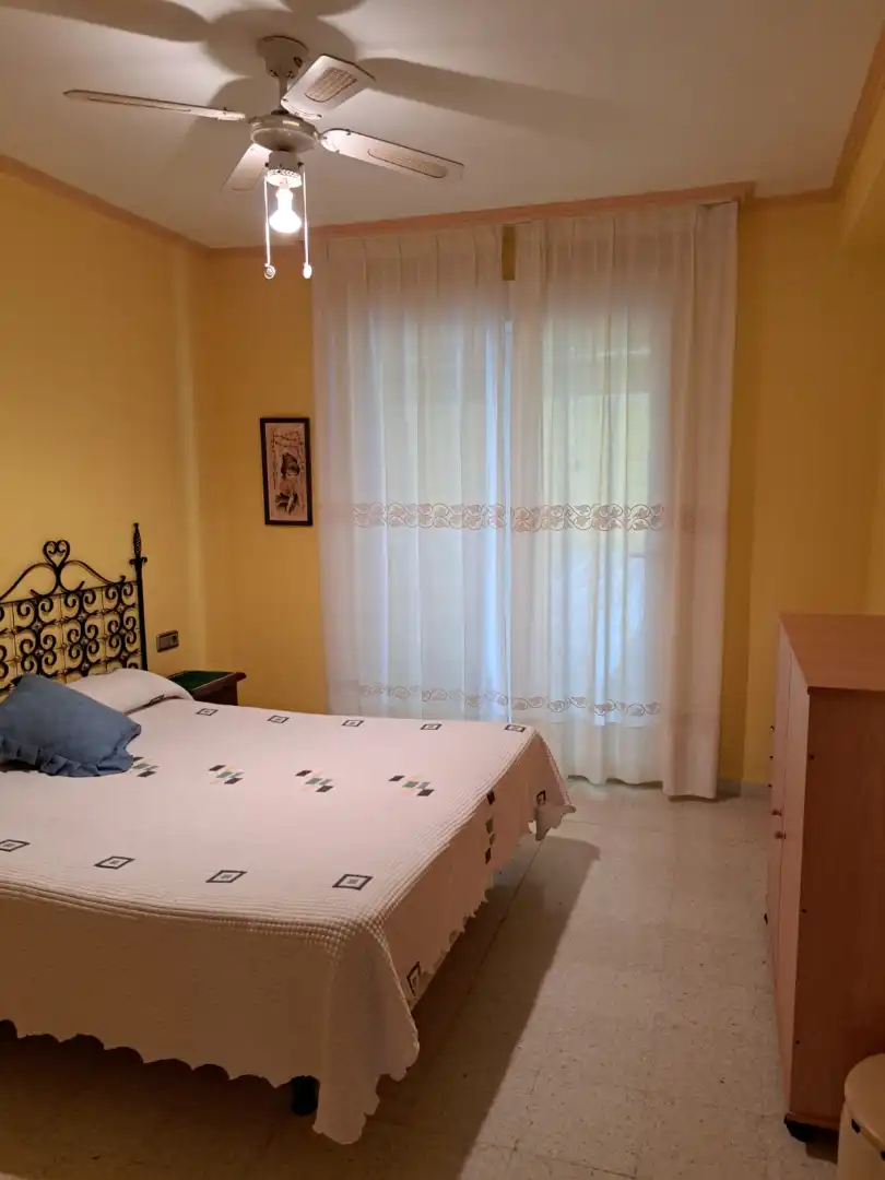 Bedroom of Apartments for sale in Benidorm  with Air Conditioner, Terrace and Furnished