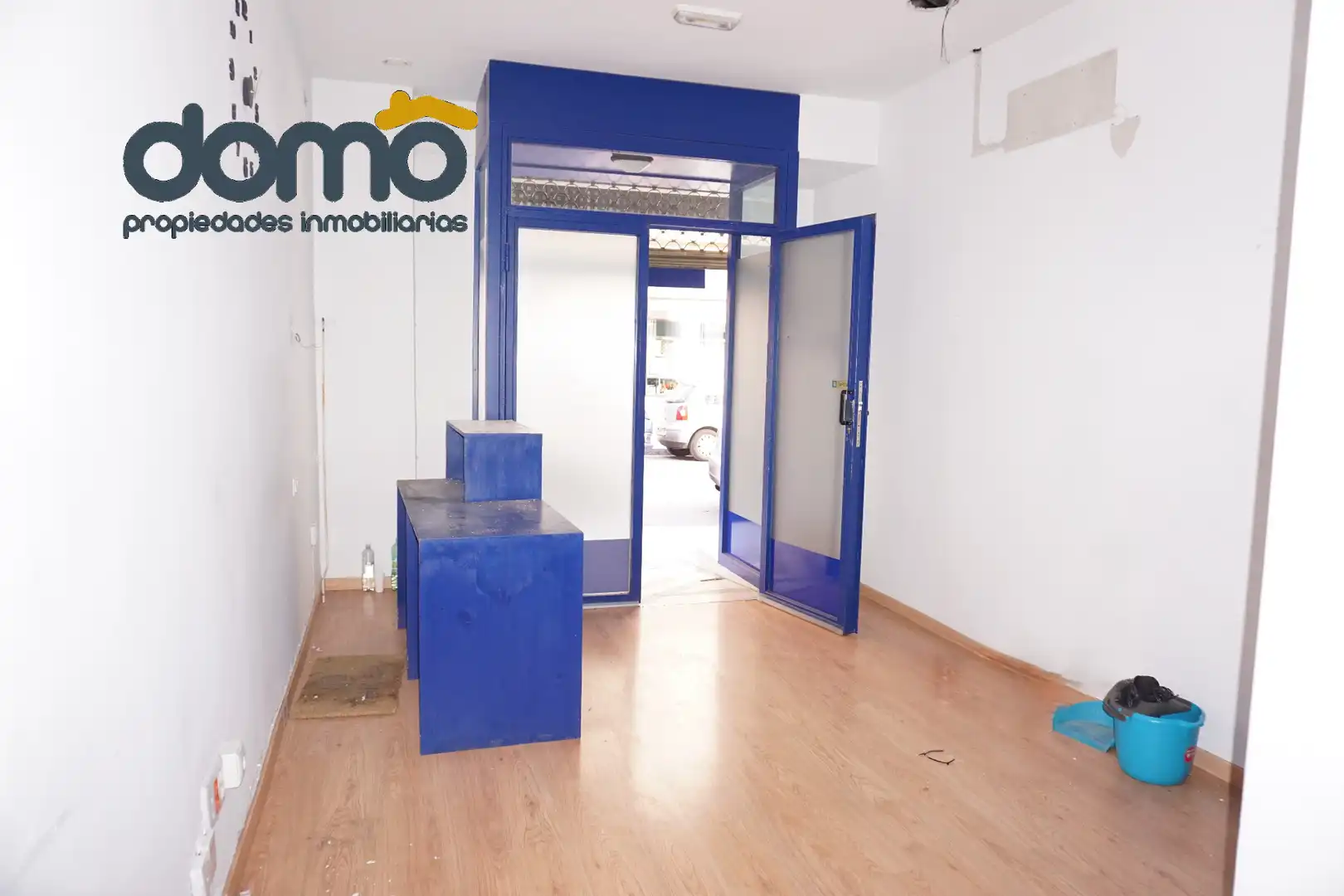 Local comercial de lloguer a Camino de Ronda