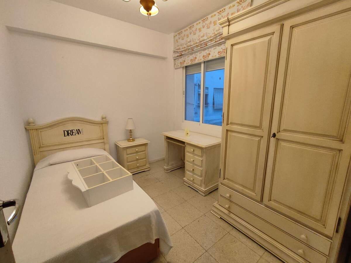 Dormitori de Pis de lloguer en  Córdoba Capital amb Aire condicionat, Moblat i Microones