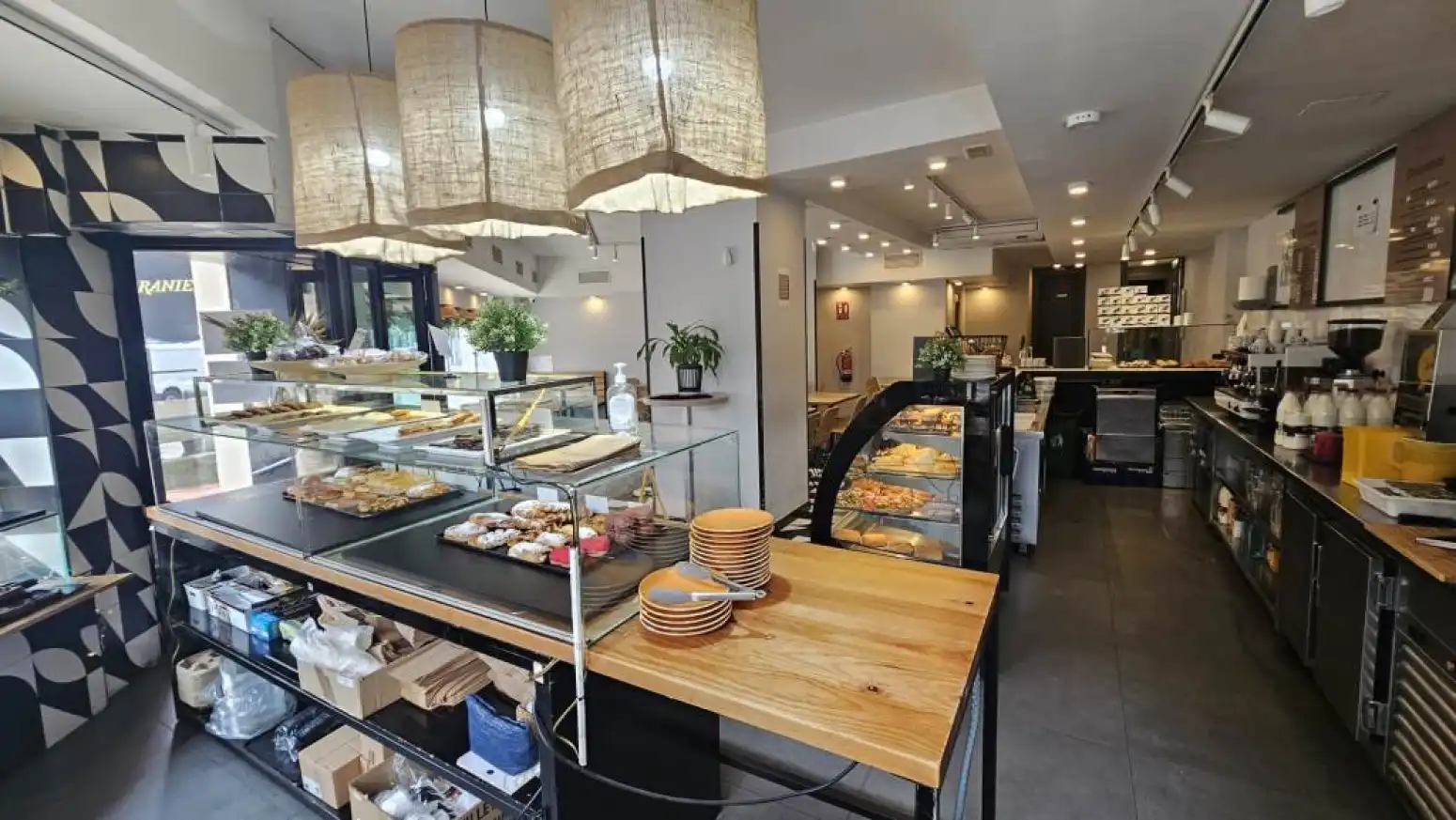 Local comercial en traspàs a Salamanca - Paseo de Carmelitas, imagen 7