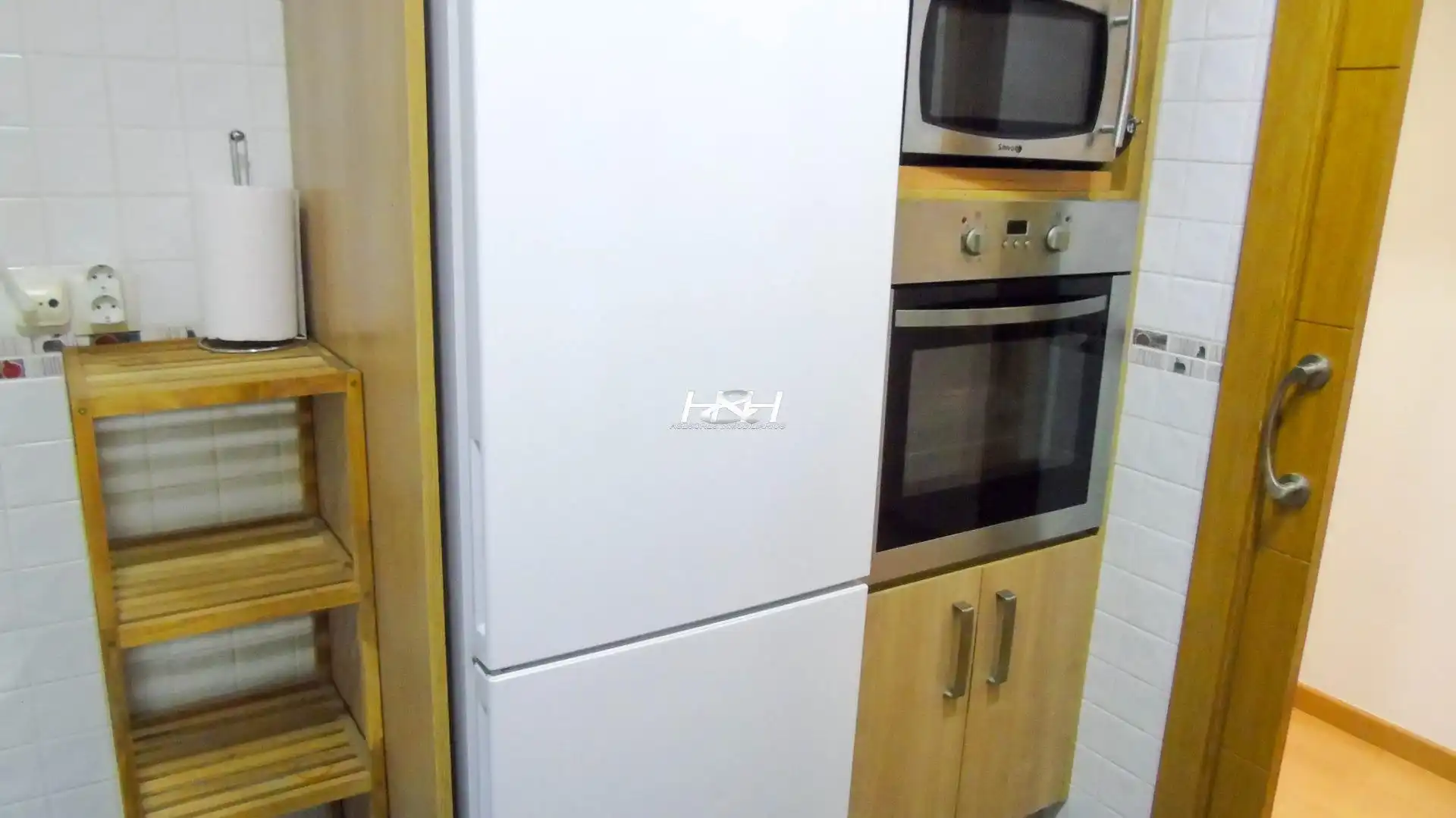 Kitchen of Flat for rent in Burjassot  with Air Conditioner, Storage room and Furnished