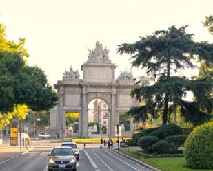 Vista exterior de Pis en venda en  Madrid Capital amb Aire condicionat, Calefacció i Terrassa